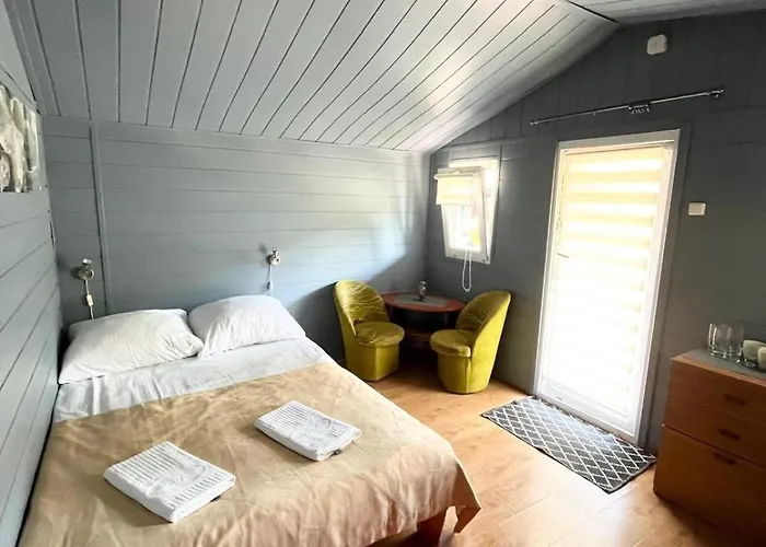 Letniskowe Ster Lodge *